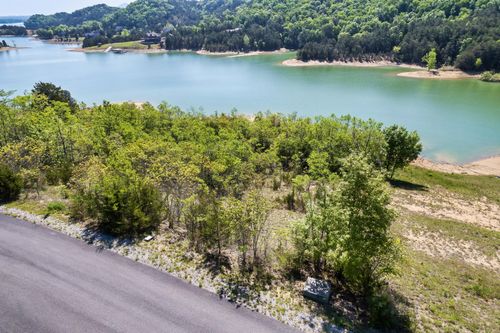 15 Bay View Pt, Sevierville, TN, 37876-1839 | Card Image