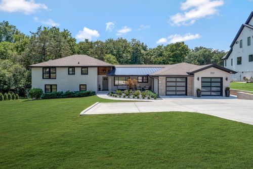 717 Starlit Rd, Nashville, TN, 37205-1209 | Card Image