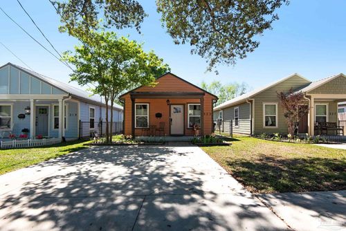 323 N Reus St, Pensacola, FL, 32501-3871 | Card Image