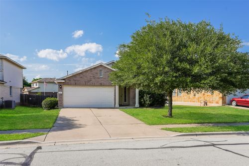 813 Middle Brook Dr, Leander, TX, 78641-7791 | Card Image