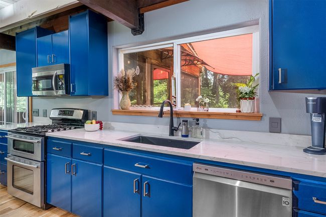 Open spaces, ideal for entertaining | Image 17