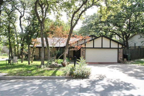 5301 Aurora Court, Arlington, TX, 76017 | Card Image