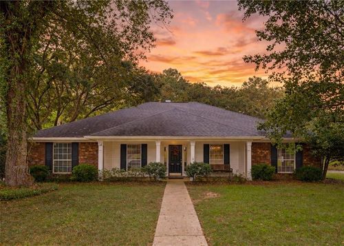 1040 Wakefield Dr W, Mobile, AL, 36695-8441 | Card Image