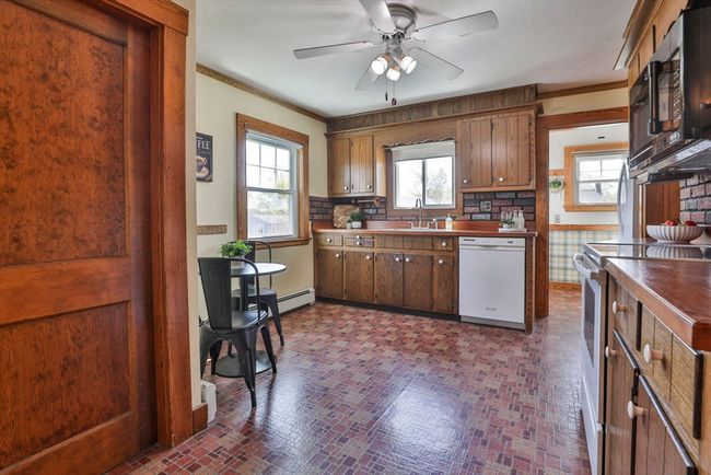 18 Eastern Ave, House other with 3 bedrooms, 1 bathrooms and 3 parking in Wakefield MA | Image 18
