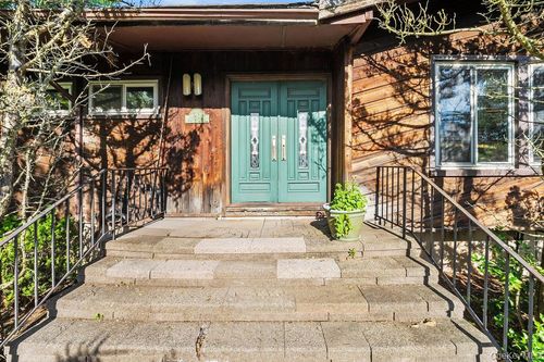 103 Waters Edge, Clarkstown, NY, 10920 | Card Image