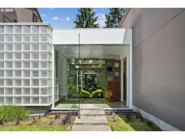 693 Terrace Dr, House other with 4 bedrooms, 4 bathrooms and 5 parking in Lake Oswego OR | Image 10
