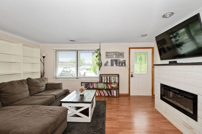 4631 W. W 88 Street, Home with 2 bedrooms, 2 bathrooms and 1 parking in Hometown IL | Image 5
