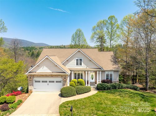 69 Ledgestone Dr, Fairview, NC, 28730-7100 | Card Image