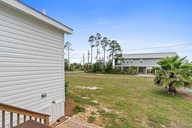211 Cortez St, House other with 3 bedrooms, 2 bathrooms and 6 parking in Port St. Joe FL | Image 44