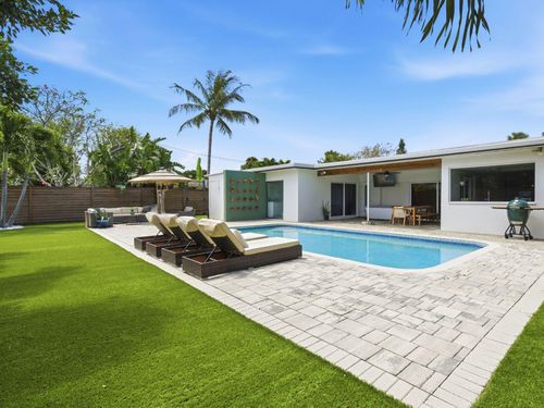 9744 Dahlia Ave, Palm Beach Gardens, FL, 33410-5653 | Card Image