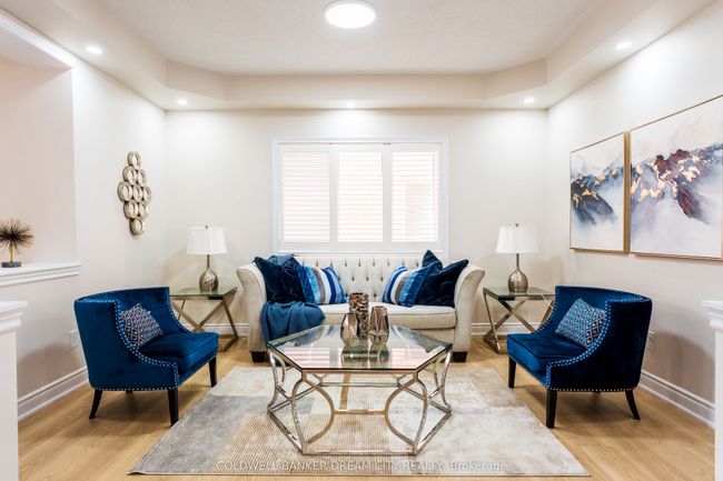 32 Charger Lane, House other with 8 bedrooms, 4 bathrooms and 2 parking in Brampton ON | Image 4