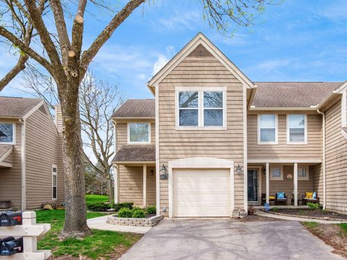 3377 Eastwoodlands Trl, Hilliard, OH, 43026-9345 | Card Image