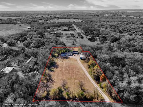 1835 Fort Graham Rd, Waco, TX, 76705-5713 | Card Image