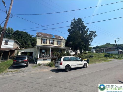 611 Pine St, Milton, PA, 17847-2362 | Card Image