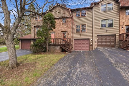 4 Chesterton Court, Perinton, NY, 14450 | Card Image