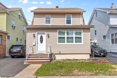 39 Hurden St, Hillside, NJ, 07205-2816 | Card Image
