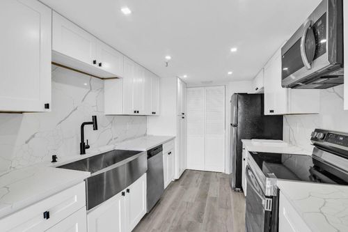 810-859 Jeffery St, Boca Raton, FL, 33487-4192 | Card Image