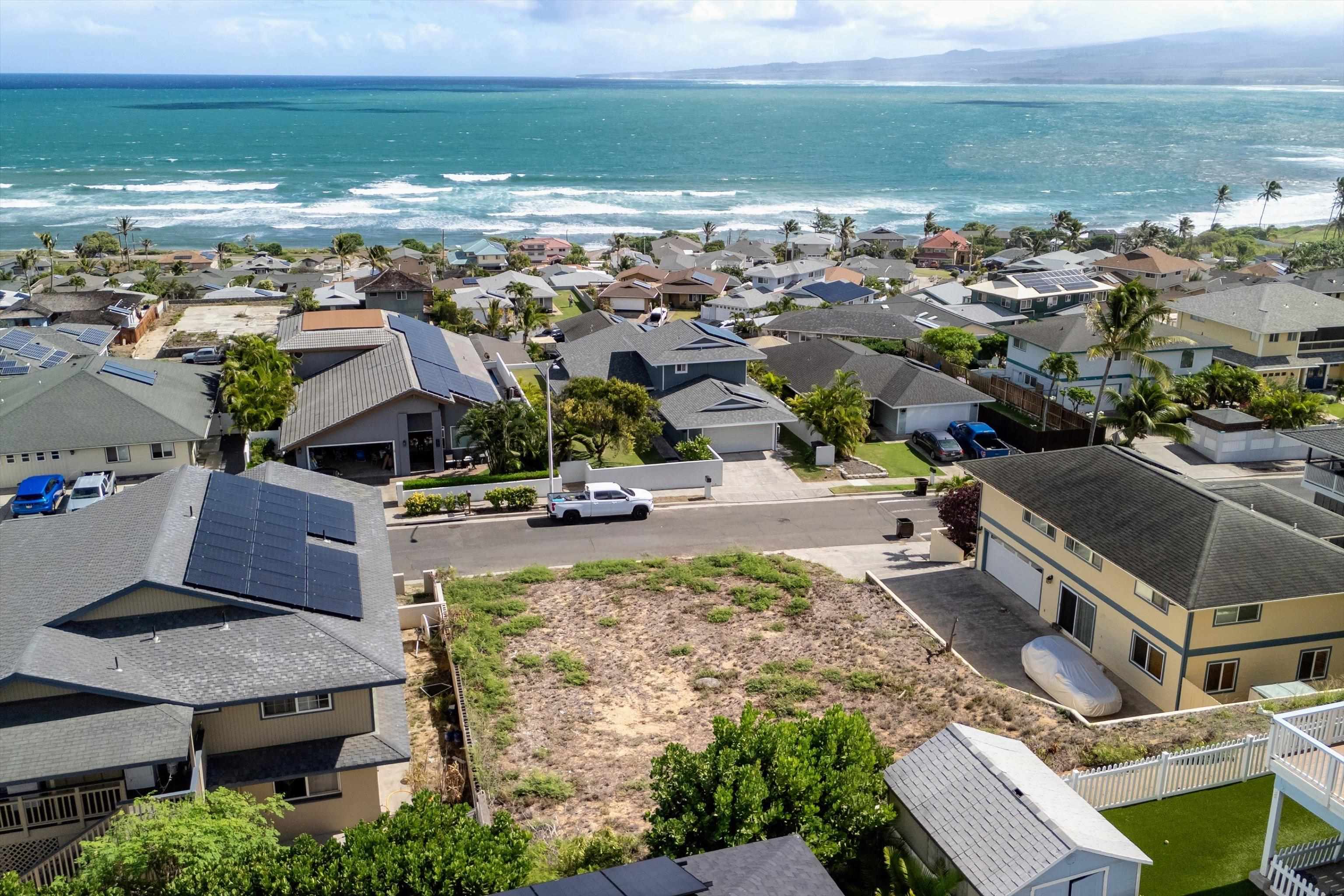 Land in Wailuku
