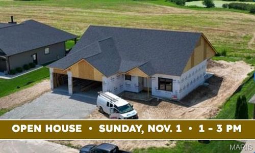 365 Golden Eye Ct, Staunton, IL, 62088-4180 | Card Image