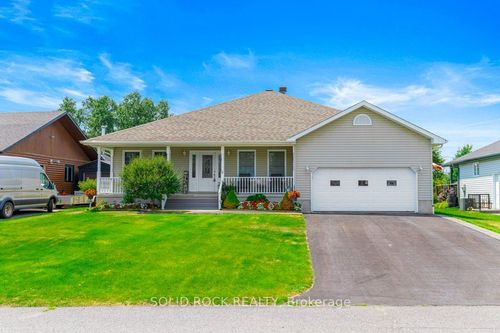 9 Grove St, Iroquois, ON, K0E1K0 | Card Image