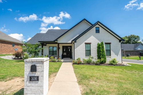 306 Windcrest Cir, Hot Springs, AR, 71913-6000 | Card Image
