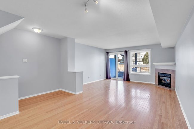 10 - 811 Longfields Dr, Condo with 2 bedrooms, 3 bathrooms and 2 parking in Nepean ON | Image 12