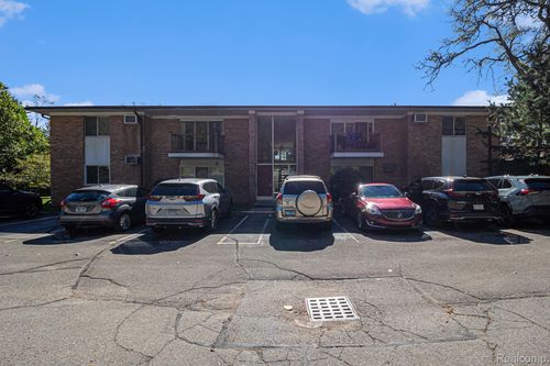 apt-201-1261 Island Dr, Ann Arbor, MI, 48105-2069 | Card Image