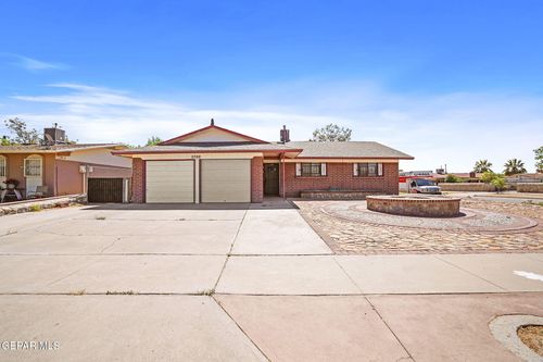 2700 Schooner Drive, El Paso, TX, 79936 | Card Image