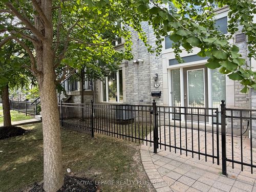 5-3015 Destination Dr, Mississauga, ON, L5M0P3 | Card Image