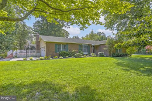 4949 Idlewilde Rd, Shady Side, MD, 20764-9770 | Card Image