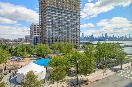 203r-2 Shore Ln, Jersey City, NJ, 07310-1419 | Card Image