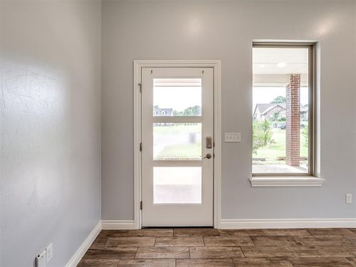 10000 Eagle Point, Newalla, OK, 74857 | Card Image