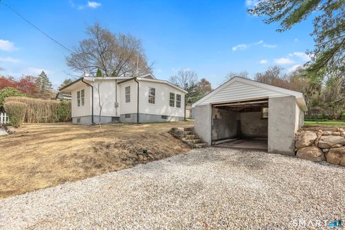 4 Kingsbury Rd, New Fairfield, CT, 06812-3815 | Card Image