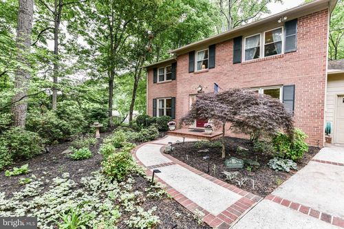 10428 Collingham Dr, FAIRFAX, VA, 22032-2608 | Card Image