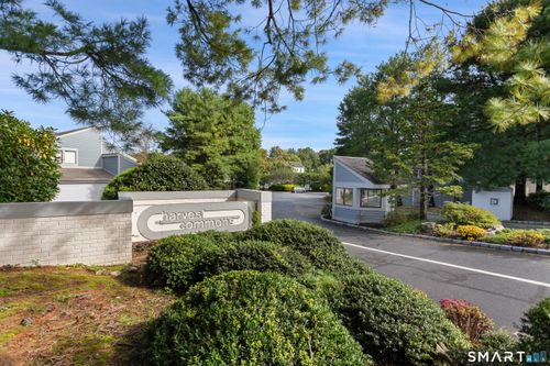 120-120 Harvest Cmns, Westport, CT, 06880-3952 | Card Image