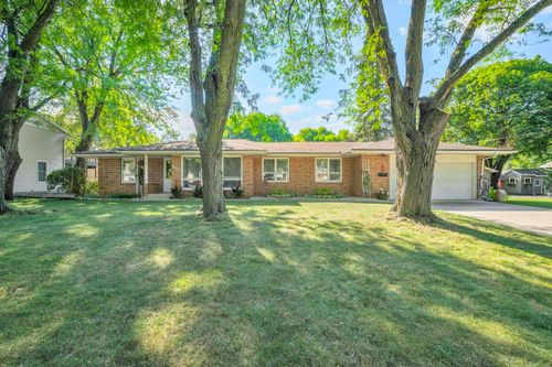 810 Ithaca Ave, Spirit Lake, IA, 51360-1446 | Card Image