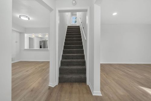 15823 Saint Louis Ave, Markham, IL, 60428-3936 | Card Image