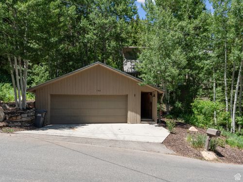 740 Parkview Dr, Park City, UT, 84098-5208 | Card Image