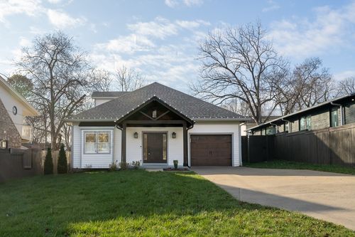 135 50th Ave N, Nashville, TN, 37209-4613 | Card Image