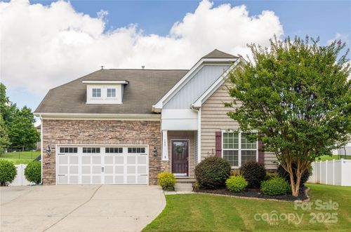 159 E Warfield Dr, Mooresville, NC, 28115-8055 | Card Image