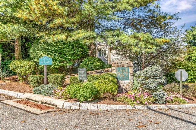 UNIT-4-18 - 11 Boulevard Dr, Condo with 2 bedrooms, 3 bathrooms and 2 parking in Danbury CT | Image 33