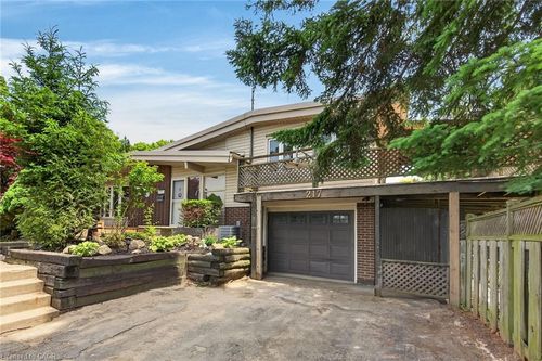 217 West 15th Street, Hamilton, ON, L9C4B4 | Card Image