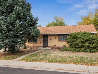 5461 E 67th Pl, House other with 3 bedrooms, 1 bathrooms and null parking in Commerce City CO | Image 2