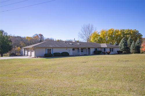 10487 Shaw Rd, Anamosa, IA, 52205-7642 | Card Image