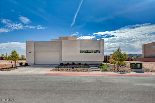 124 Still Shores St, Henderson, NV, 89011-2841 | Card Image