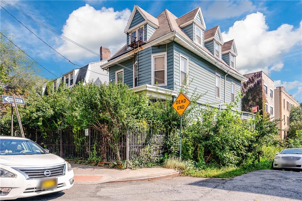 Marion Ave, Bronx, NY 10458