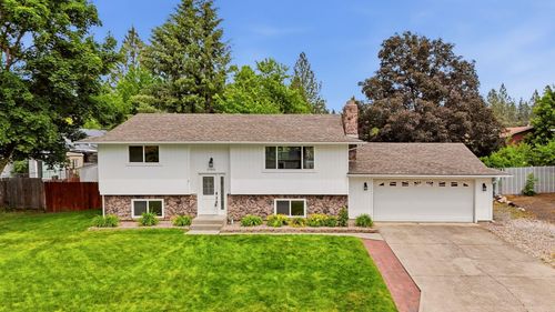 12315 E 27th Ave, Spokane Valley, WA, 99216 | Card Image