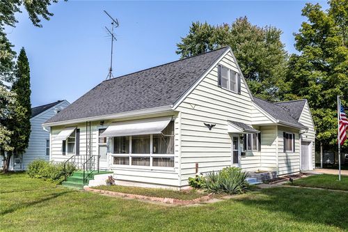 709 Alder St, Black River Falls, WI, 54615-1051 | Card Image