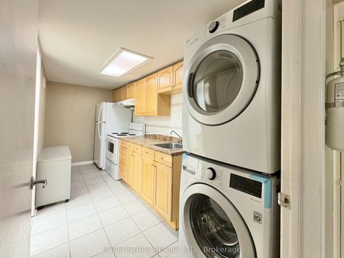 bsmt-92 Francine Dr, North York, ON, M2H2G7 | Card Image