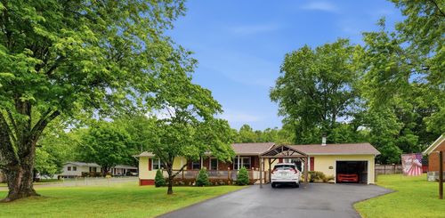 321 Smoky View Rd, Knoxville, TN, 37920-6330 | Card Image